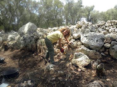 Excavacions a Es Turrasot