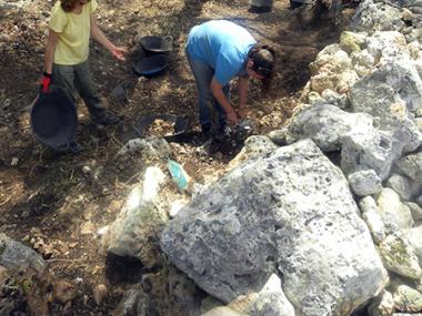 Excavacions a Es Turrasot
