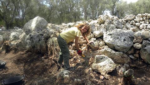 Excavacions a Es Turrasot